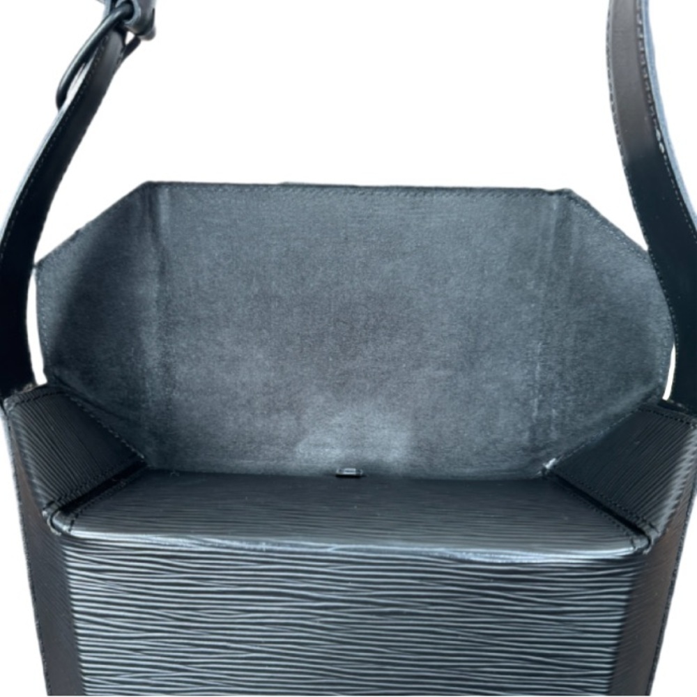Louis Vuitton Noir Epi Leather Sac Seau Shoulder Bag - Picture 7 of 16